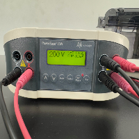 Life Technologies PowerEase Power Supply image 2